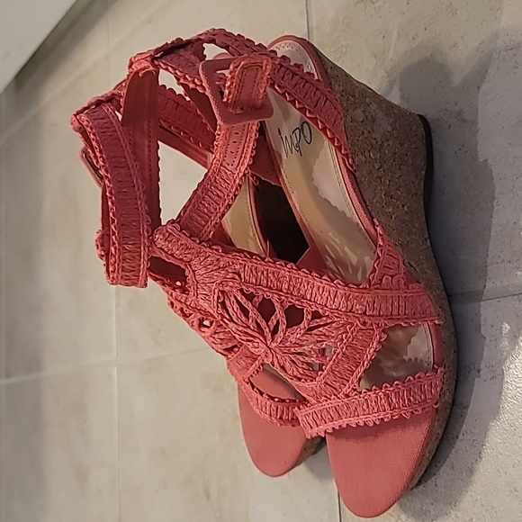 Sandals - Picture 2 of 3